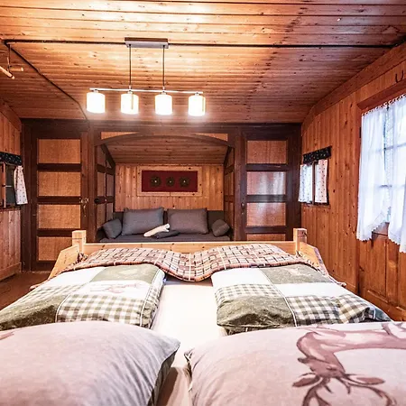 Almfrieden Semesterbostad